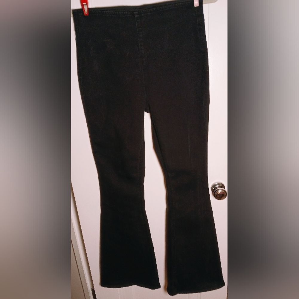 Black Flared Stretch Jeans NWOT
